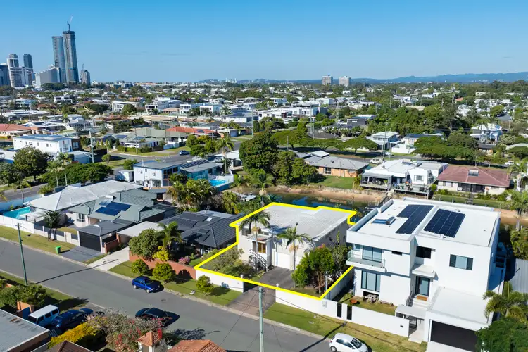Third view of Homely house listing, 6 Cresta Court, Broadbeach Waters QLD 4218