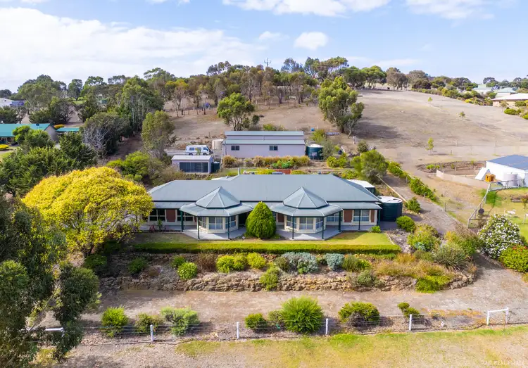 16 Lipizzaner Drive, Hindmarsh Valley SA 5211