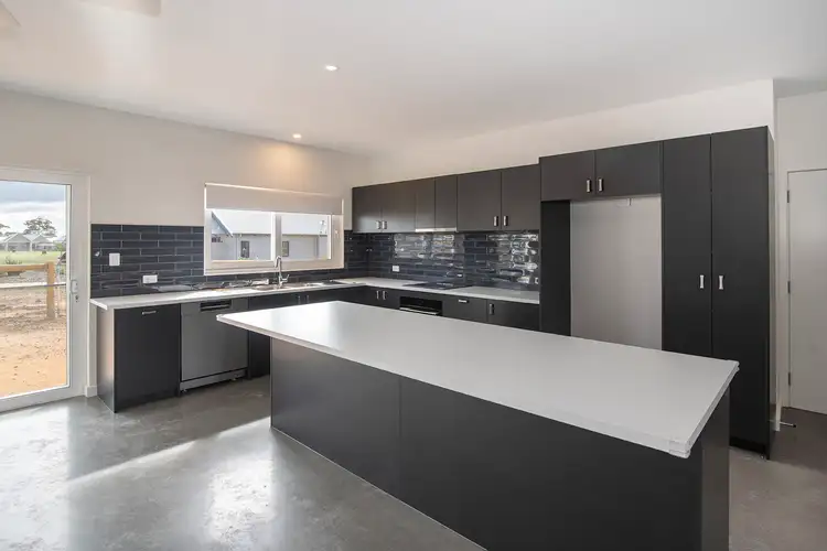 11 Mulal Avenue, Witchcliffe WA 6286