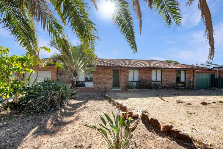 15 Solomon Circle, Karloo WA 6530