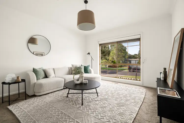 Fifth view of Homely house listing, 2 Florence Close, Reservoir VIC 3073