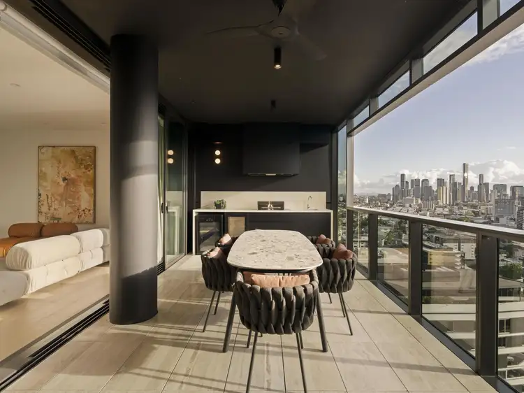 2302/20 Festival Place, Newstead QLD 4006