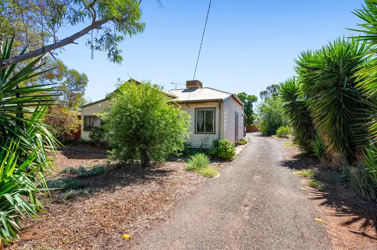 100 Woodward Street, Coolgardie WA 6429