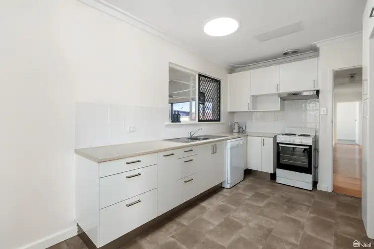 Third view of Homely house listing, 28 Lindy Way, Camillo WA 6111
