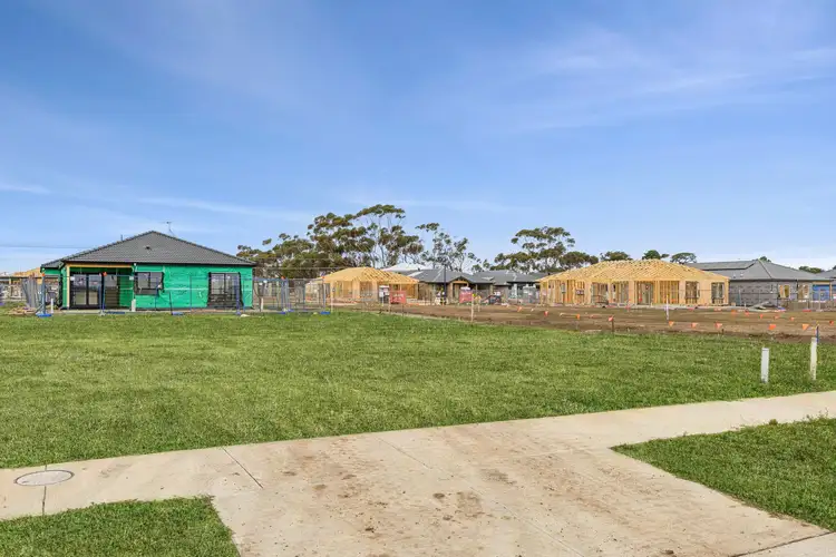 24 Zale Street, Leopold VIC 3224