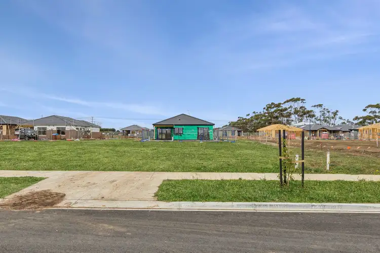 24 Zale Street, Leopold VIC 3224