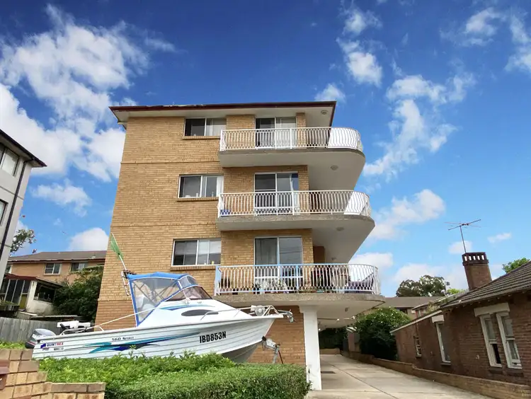 1/116 Alfred Street, Harris Park NSW 2150