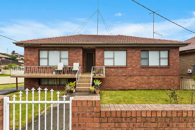 2/5 Bent Street, Warrawong NSW 2502