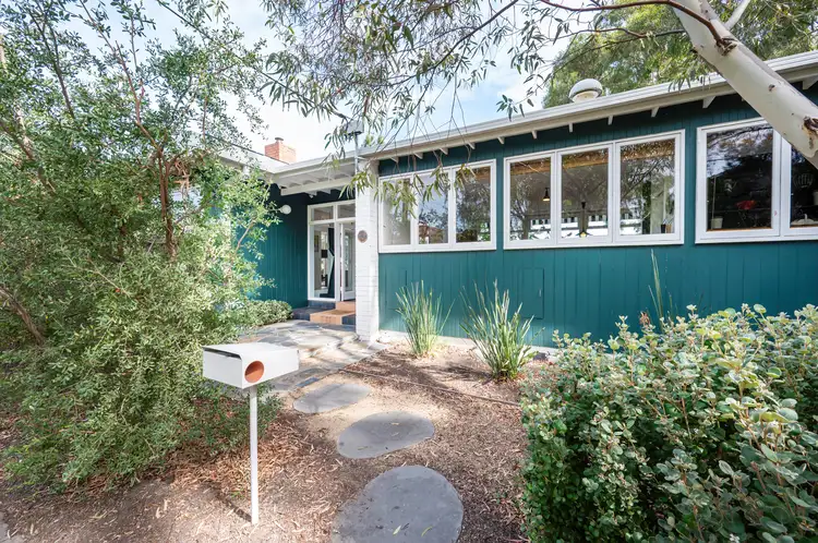 10 Valmont Avenue, Beaumaris VIC 3193
