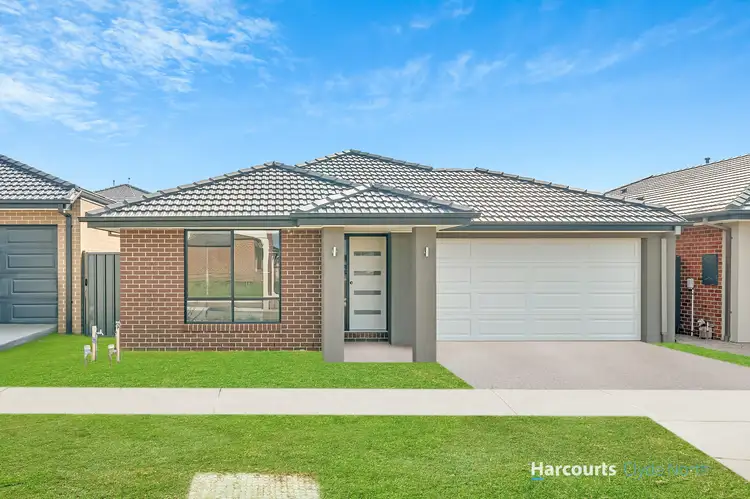 18 Frodo Cct, Clyde VIC 3978