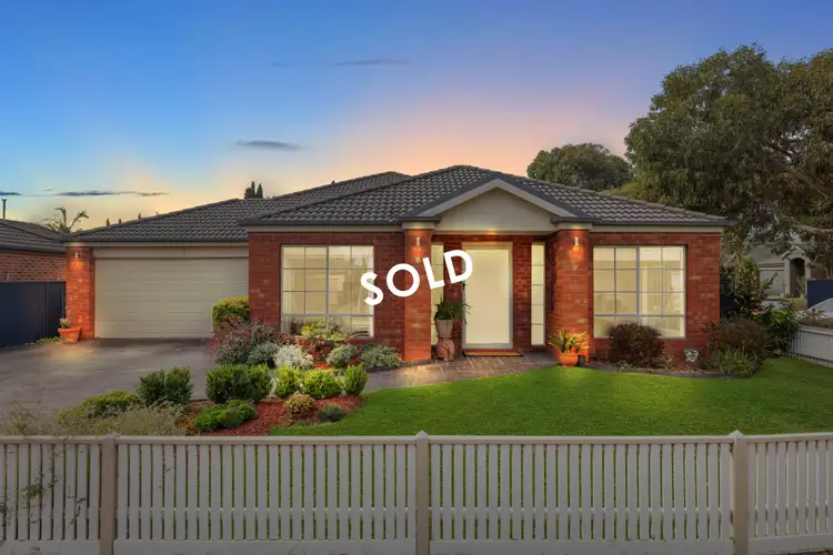 Main view of Homely house listing, 8 Banksia Grove, Pakenham VIC 3810