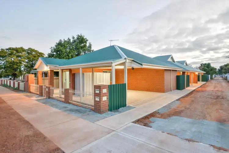 2/48 Brookman Street, Boulder WA 6432