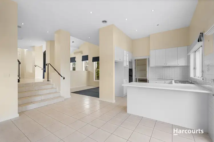 Fifth view of Homely house listing, 2/52 Mountain View Parade, Rosanna VIC 3084