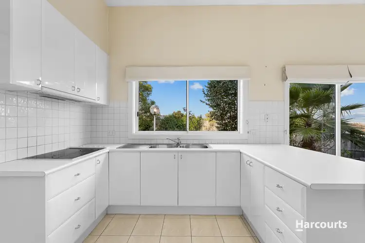 Sixth view of Homely house listing, 2/52 Mountain View Parade, Rosanna VIC 3084