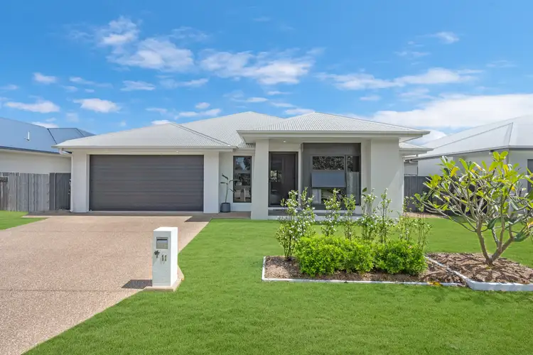 11 Sunniva Boulevard, Burdell QLD 4818