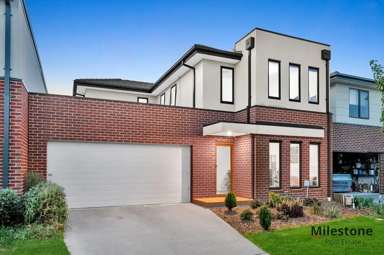 5 Manzanilla Way, Lynbrook VIC 3975