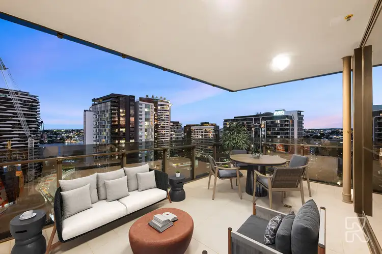 12 Cunningham Street