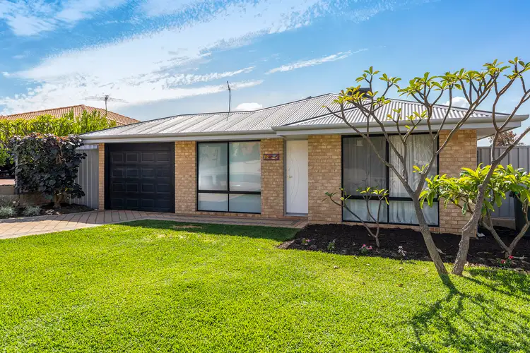 2 Woodroffe Place, Alexander Heights WA 6064