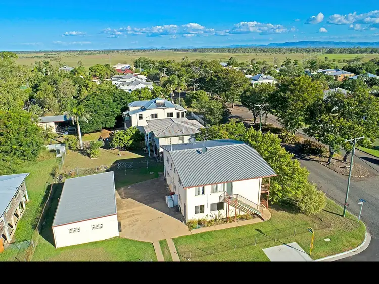 1-4/419 Campbell Street, Depot Hill QLD 4700