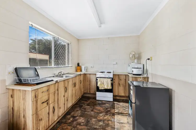Fourth view of Homely block of units listing, 1-4/419 Campbell Street, Depot Hill QLD 4700