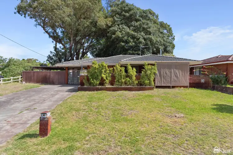 6 Erica Street, Kelmscott WA 6111