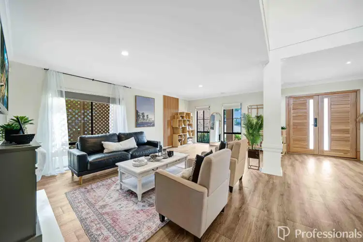32 Runnymeade Lane, Brookfield VIC 3338