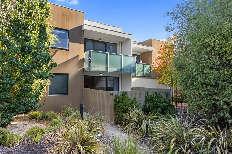 7/6 Crefden Street