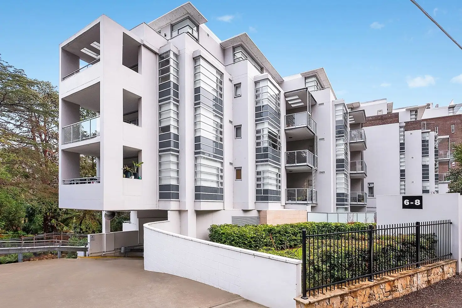 Main view of Homely unit listing, 13/6-8 Drovers Way, Lindfield NSW 2070