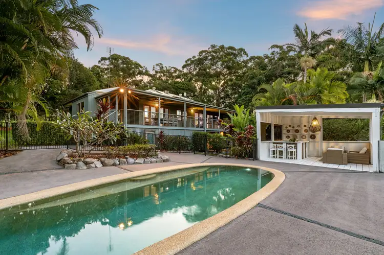 12 Hilltop Court, Lake Macdonald QLD 4563