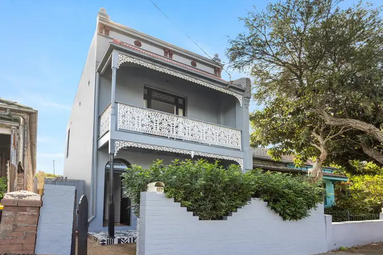 28 Silver Street