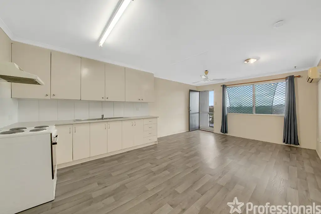 Main view of Homely house listing, 6/32-34 Elizabeth Street, South Gladstone QLD 4680
