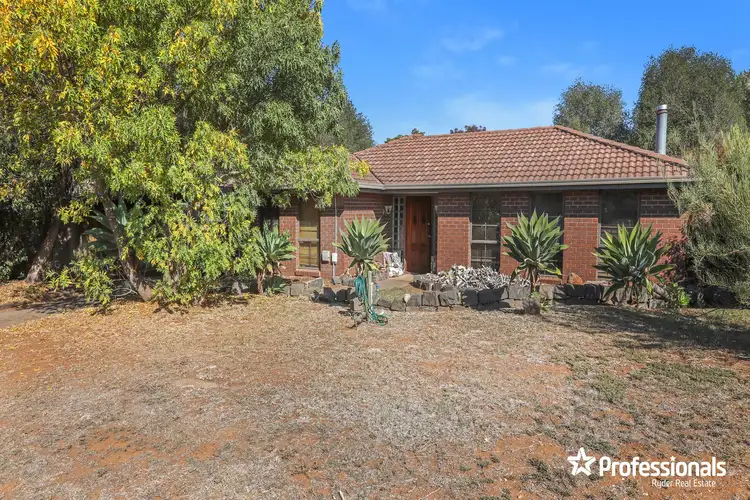 2 Worrowing Court, Kurunjang VIC 3337