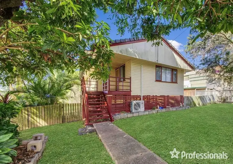 2 Carron Street, West Gladstone QLD 4680