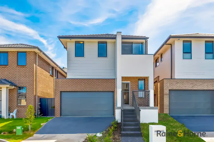10 Wallaston Street, Rouse Hill NSW 2155