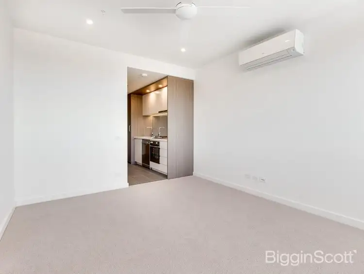 Fifth view of Homely apartment listing, 302/114 Helen Street, Northcote VIC 3070