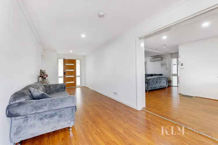 Sixth view of Homely house listing, 15 Bellbrae Court, Meadow Heights VIC 3048
