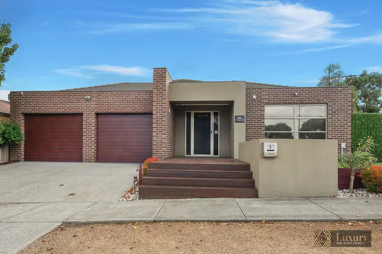 2 YELLOWGUM STREET, Burnside Heights VIC 3023