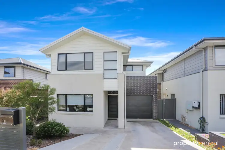 121 Wianamatta Parkway, Jordan Springs NSW 2747