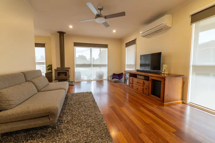 Fifth view of Homely house listing, 10 Ashton Street, Sunbury VIC 3429