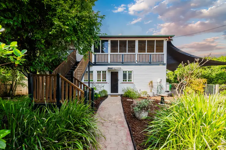 100 Queens Road, Hermit Park QLD 4812