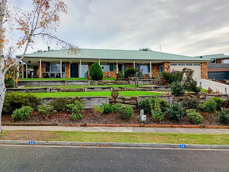 24 Burtonwood Court, Neerim South VIC 3831