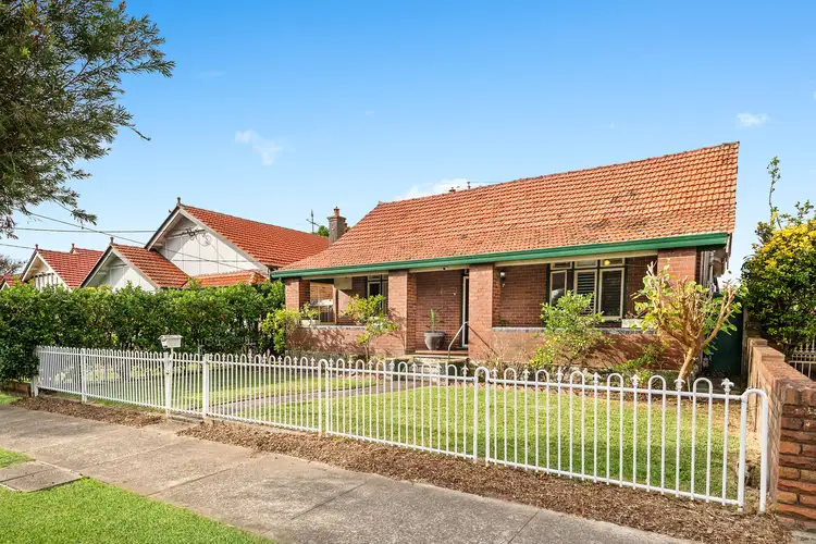 7 Lansdowne Street, Bardwell Valley NSW 2207