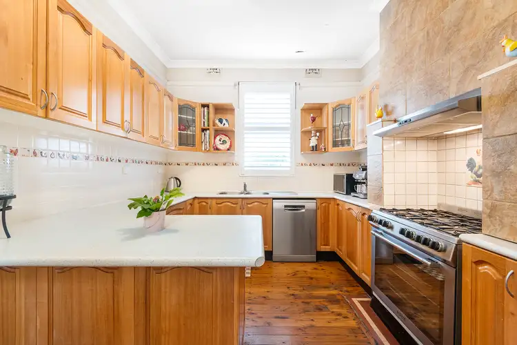 7 Lansdowne Street, Bardwell Valley NSW 2207