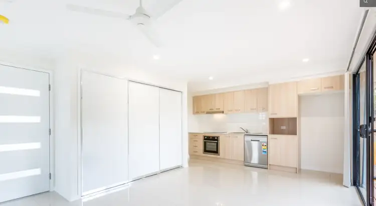 2/47 Ludwig Street, Leichhardt QLD 4305