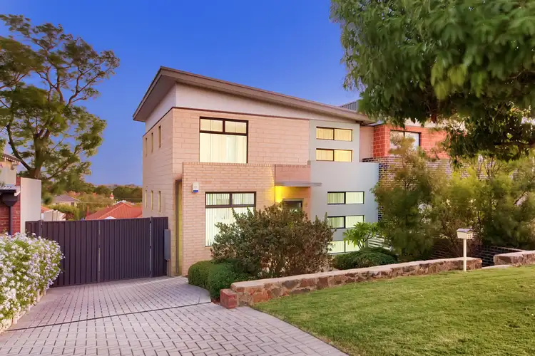 25 Bondi Street
