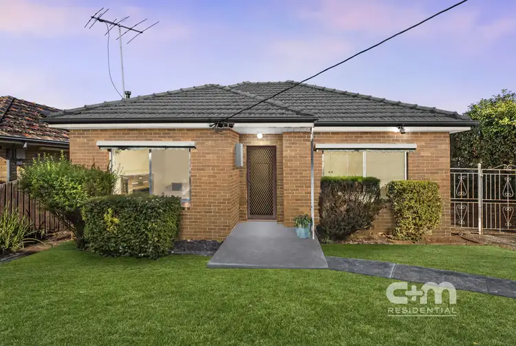Main view of Homely house listing, 5 Summit Avenue, Oak Park VIC 3046