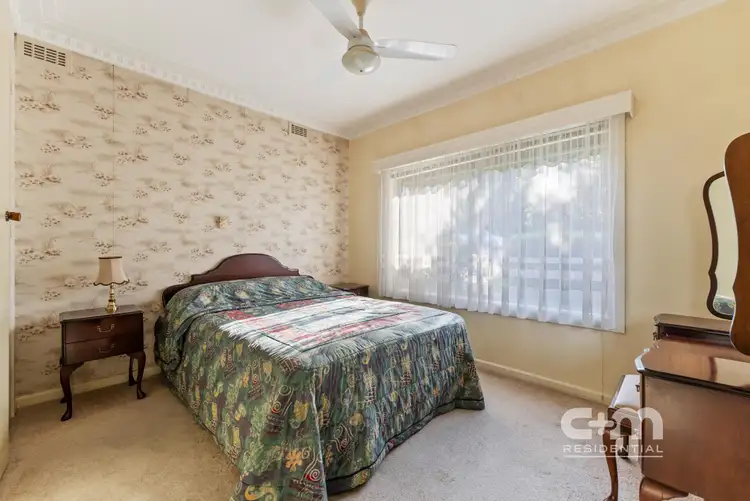 Fifth view of Homely house listing, 5 Summit Avenue, Oak Park VIC 3046