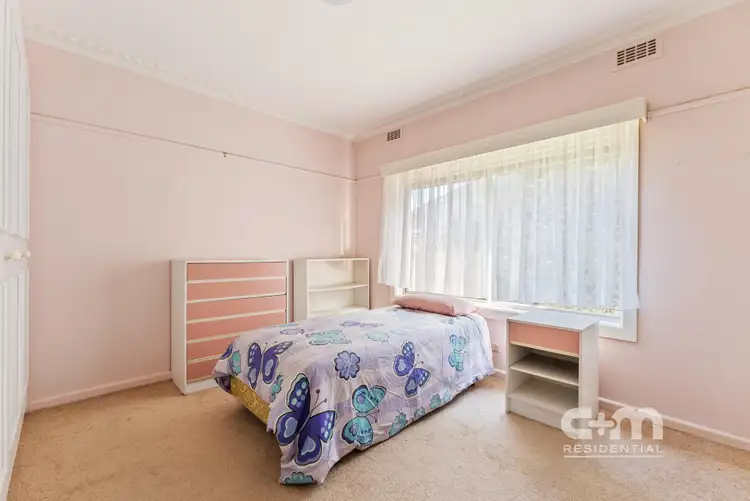 Sixth view of Homely house listing, 5 Summit Avenue, Oak Park VIC 3046