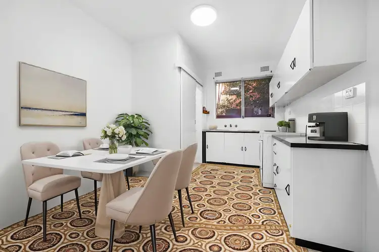 4/4 Mooney Street, Strathfield South NSW 2136