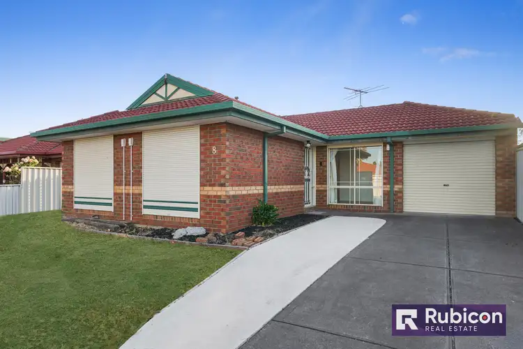 8 Waterford Avenue, Craigieburn VIC 3064